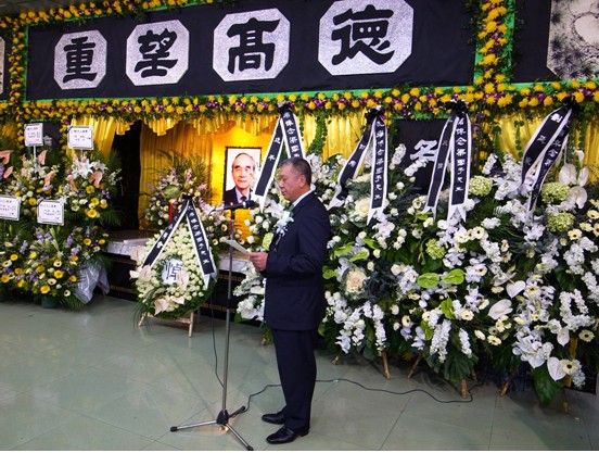 888.jpg