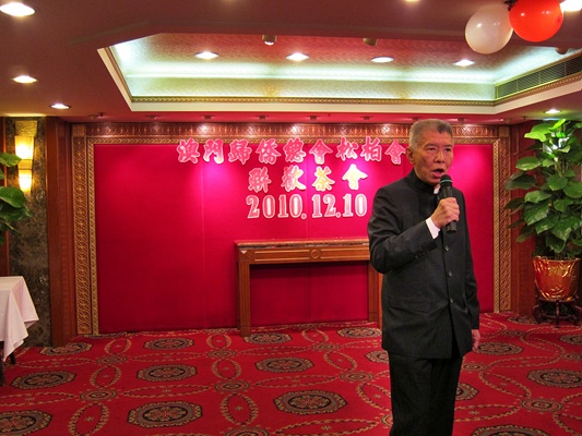201012174.jpg