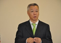 20120405143906589577