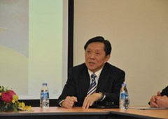2012040514391066740
