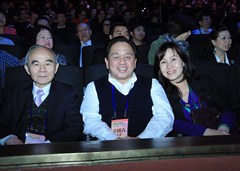 僑總梁仲虯永遠會長與余國春伉儷